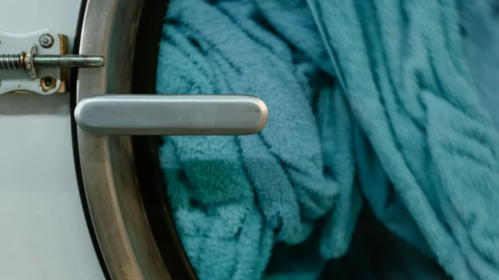 Fabric Softener: How to Choose the Right One for Your Laundry Routine